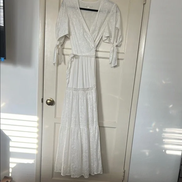 Jonathan Simkhai | Dresses | Jonathan Simkhai White Wrap Dress Wpockets  Size 2 | Poshmark